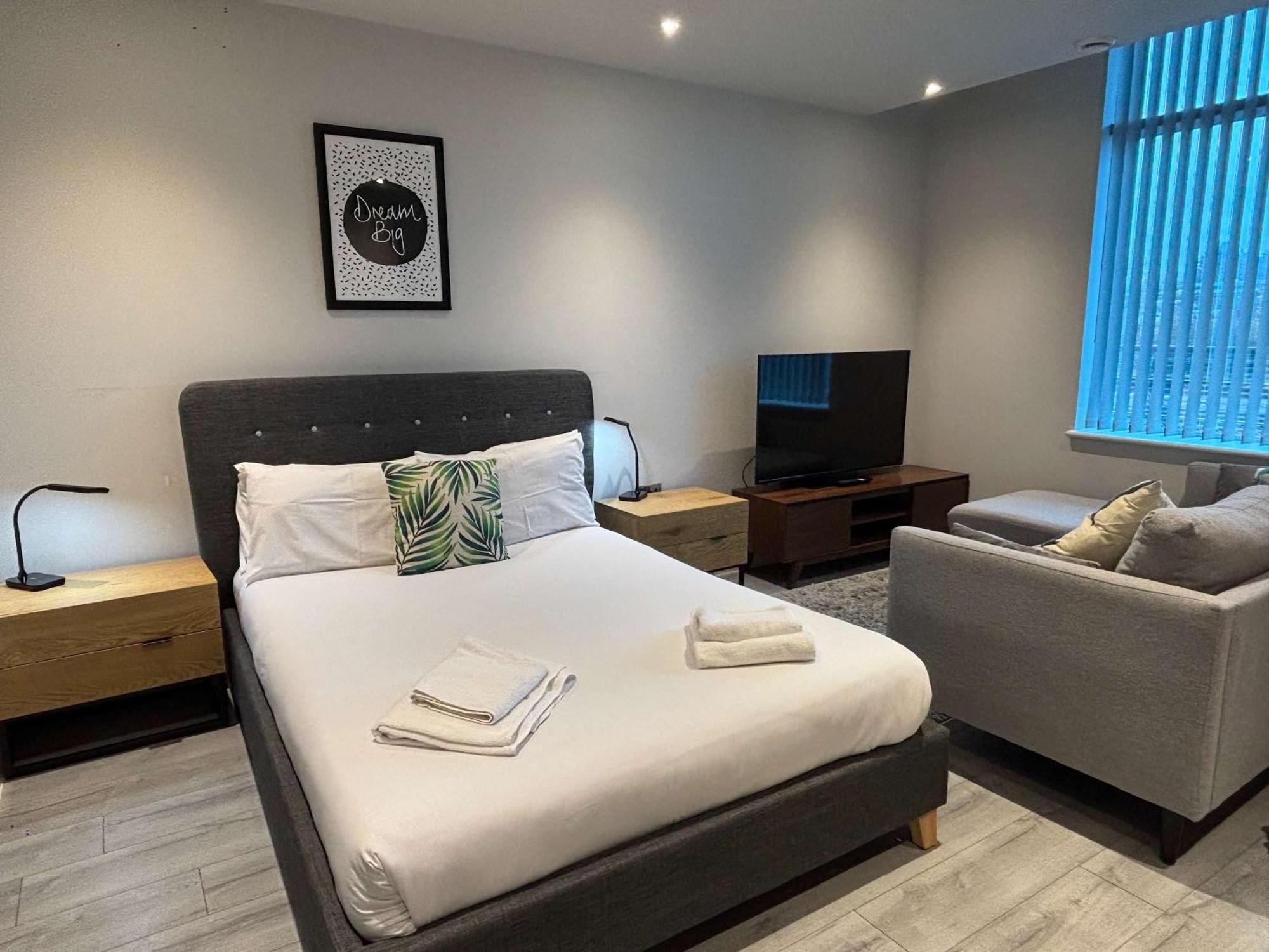 Modern Studio In Bracknell With Free Parking エクステリア 写真